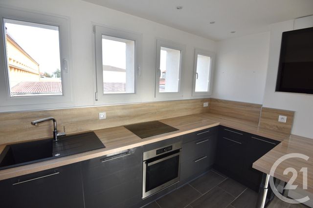 Appartement F4 à vendre - 4 pièces - 68.95 m2 - MONTOIS LA MONTAGNE - 57 - LORRAINE - Century 21 Les Trois Frontières