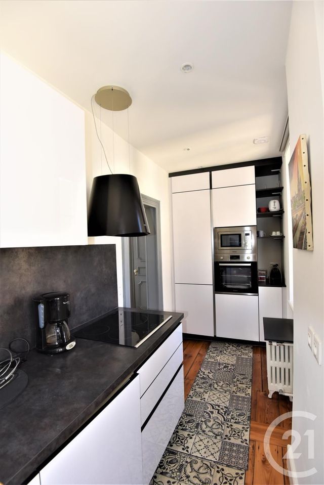 Appartement F3 à vendre - 3 pièces - 65.8 m2 - METZ - 57 - LORRAINE - Century 21 Les Trois Frontières Appartement F3 à vendre - 3 pièces - 65.8 m2 - METZ - 57 - LORRAINE - Century 21 Les Trois Frontières