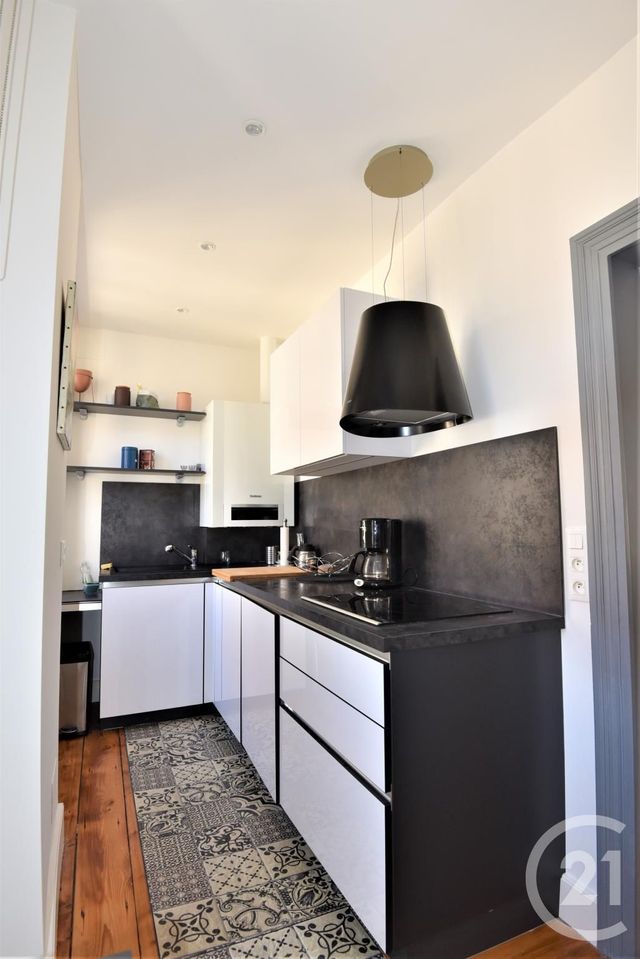 Appartement F3 à vendre - 3 pièces - 65.8 m2 - METZ - 57 - LORRAINE - Century 21 Les Trois Frontières Appartement F3 à vendre - 3 pièces - 65.8 m2 - METZ - 57 - LORRAINE - Century 21 Les Trois Frontières
