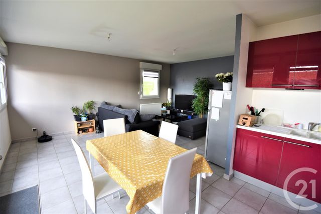 Appartement F5 à vendre - 5 pièces - 84.91 m2 - ROUSSY LE VILLAGE - 57 - LORRAINE - Century 21 Les Trois Frontières Appartement F5 à vendre - 5 pièces - 84.91 m2 - ROUSSY LE VILLAGE - 57 - LORRAINE - Century 21 Les Trois Frontières