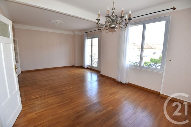 Afficher la photo en grand Appartement F5 à vendre - 5 pièces - 100.0 m2 - MONTIGNY LES METZ - 57 - LORRAINE - Century 21 Les Trois Frontières