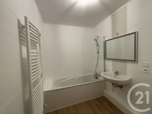 Appartement F3 à vendre - 3 pièces - 58.0 m2 - GUENANGE - 57 - LORRAINE - Century 21 Les Trois Frontières