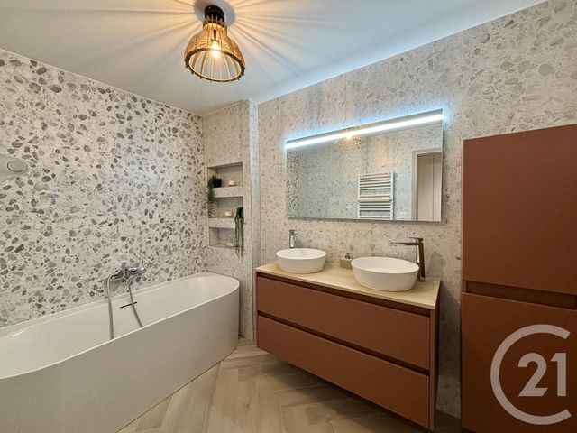 Appartement F3 à louer - 3 pièces - 90.66 m2 - ENTRANGE - 57 - LORRAINE - Century 21 Les Trois Frontières