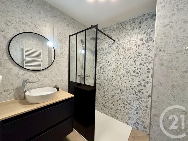 Appartement F3 à louer - 3 pièces - 90.66 m2 - ENTRANGE - 57 - LORRAINE - Century 21 Les Trois Frontières