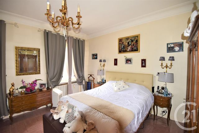Afficher la photo en grand maison à vendre - 15 pièces - 373.0 m2 - HETTANGE GRANDE - 57 - LORRAINE - Century 21 Les Trois Frontières