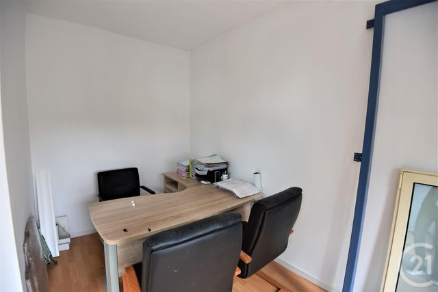Afficher la photo en grand commerce à vendre - 93.0 m2 - HAGONDANGE - 57 - LORRAINE - Century 21 Les Trois Frontières