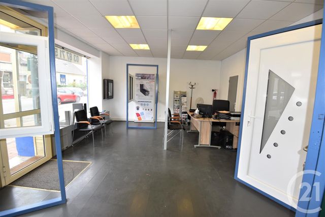 Afficher la photo en grand commerce à vendre - 93.0 m2 - HAGONDANGE - 57 - LORRAINE - Century 21 Les Trois Frontières