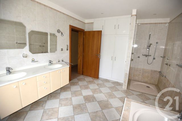 maison à vendre - 8 pièces - 350.0 m2 - BREISTROFF LA GRANDE - 57 - LORRAINE - Century 21 Les Trois Frontières