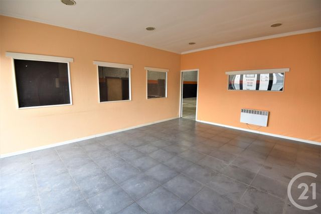 Afficher la photo en grand commerce à vendre - 300.0 m2 - MAIZIERES LES METZ - 57 - LORRAINE - Century 21 Les Trois Frontières