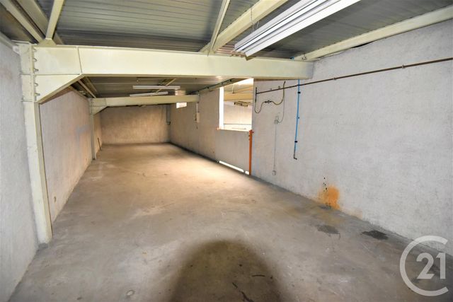 Afficher la photo en grand commerce à vendre - 300.0 m2 - MAIZIERES LES METZ - 57 - LORRAINE - Century 21 Les Trois Frontières