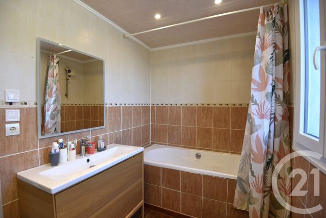 maison à vendre - 4 pièces - 84.0 m2 - GUENANGE - 57 - LORRAINE - Century 21 Les Trois Frontières