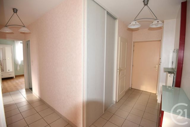 Appartement F3 à louer - 3 pièces - 84.16 m2 - HETTANGE GRANDE - 57 - LORRAINE - Century 21 Les Trois Frontières