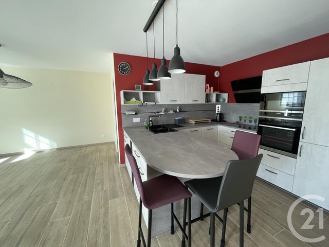 Appartement F3 à louer - 3 pièces - 92.6 m2 - MOULINS LES METZ - 57 - LORRAINE - Century 21 Les Trois Frontières