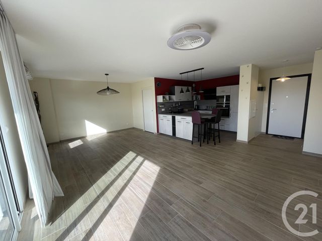 Appartement F3 à louer - 3 pièces - 92.6 m2 - MOULINS LES METZ - 57 - LORRAINE - Century 21 Les Trois Frontières