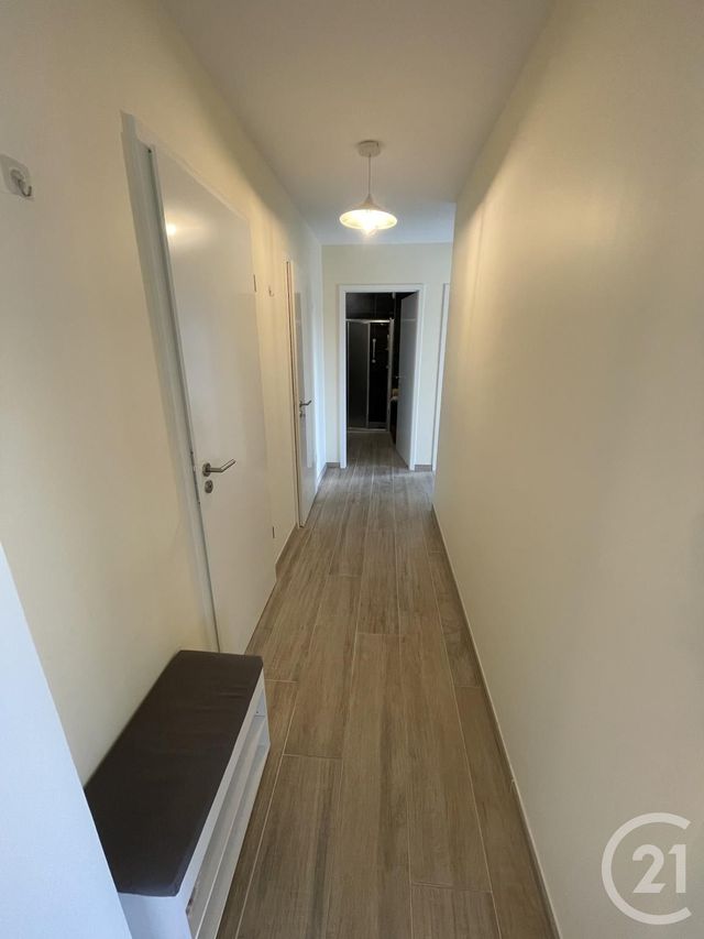 Appartement F3 à louer - 3 pièces - 92.6 m2 - MOULINS LES METZ - 57 - LORRAINE - Century 21 Les Trois Frontières
