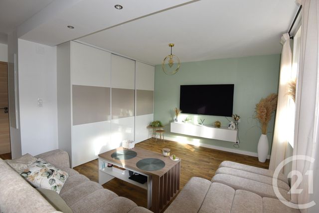 Appartement F4 à vendre - 4 pièces - 89.0 m2 - ESCHERANGE - 57 - LORRAINE - Century 21 Les Trois Frontières