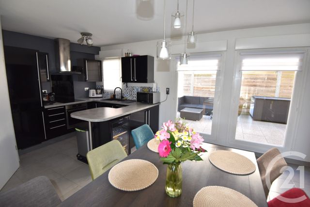 Appartement F3 à vendre - 3 pièces - 73.57 m2 - BOUST - 57 - LORRAINE - Century 21 Les Trois Frontières