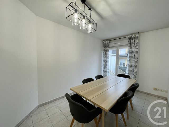 Appartement F2 à louer - 2 pièces - 42.72 m2 - MANOM - 57 - LORRAINE - Century 21 Les Trois Frontières