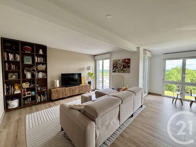 Appartement F5 à louer BOUST