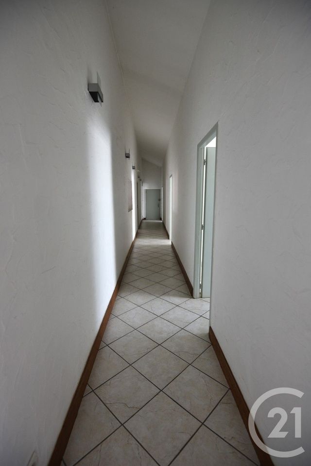 Appartement à louer - 7 pièces - 200.0 m2 - LUTTANGE - 57 - LORRAINE - Century 21 Les Trois Frontières