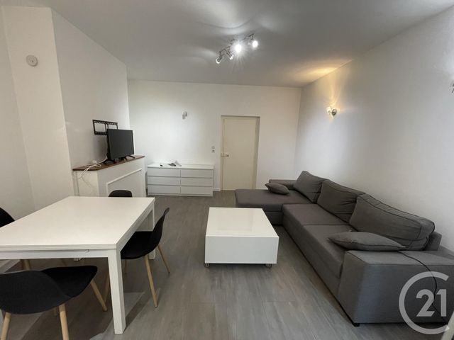 Appartement Duplex à louer - 2 pièces - 40.7 m2 - METZ - 57 - LORRAINE - Century 21 Les Trois Frontières