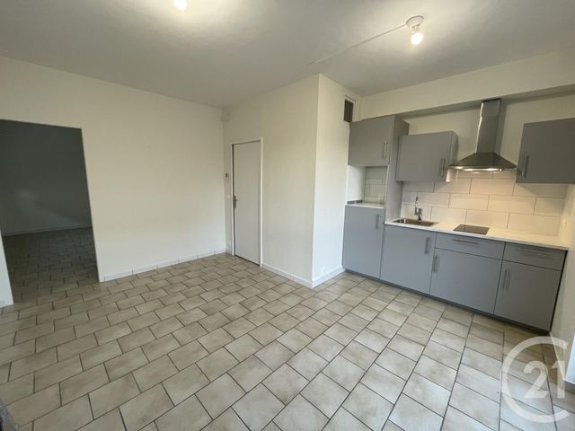 Appartement F2 à louer MONTOIS LA MONTAGNE