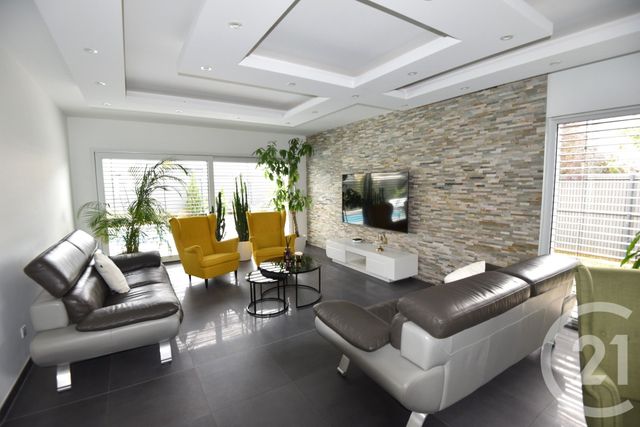 maison à vendre - 7 pièces - 171.0 m2 - YUTZ - 57 - LORRAINE - Century 21 Les Trois Frontières