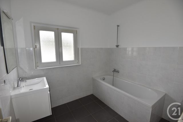 maison à louer - 4 pièces - 77.45 m2 - BOUST - 57 - LORRAINE - Century 21 Les Trois Frontières