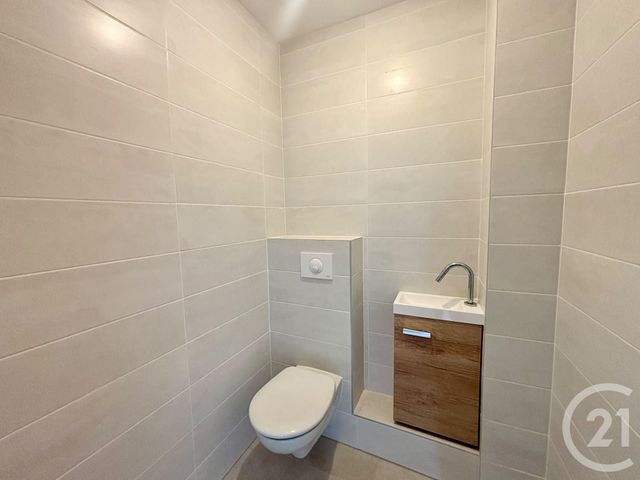 Appartement F3 à louer - 3 pièces - 68.36 m2 - BASSE HAM - 57 - LORRAINE - Century 21 Les Trois Frontières