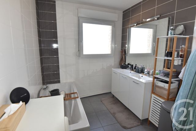 maison à louer - 5 pièces - 111.44 m2 - ROUSSY LE VILLAGE - 57 - LORRAINE - Century 21 Les Trois Frontières