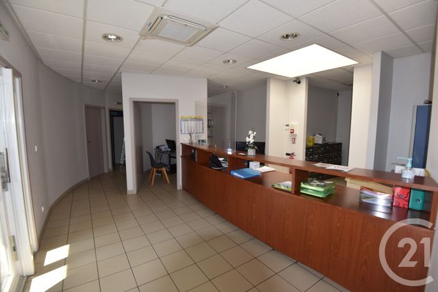 Appartement à louer - 13 pièces - 272.04 m2 - HETTANGE GRANDE - 57 - LORRAINE - Century 21 Les Trois Frontières