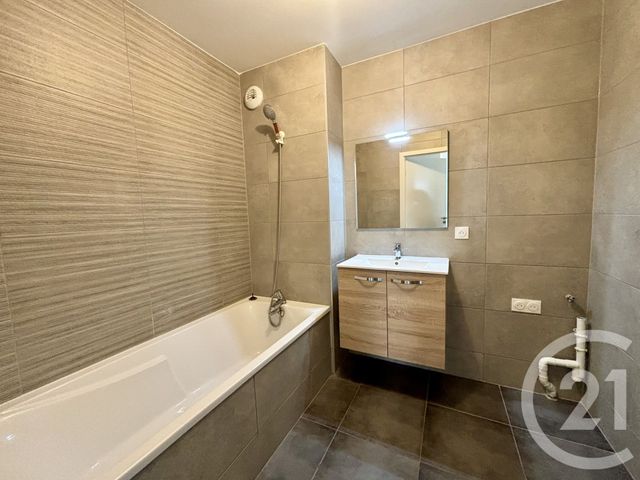 Appartement F3 à louer - 3 pièces - 56.43 m2 - TALANGE - 57 - LORRAINE - Century 21 Les Trois Frontières