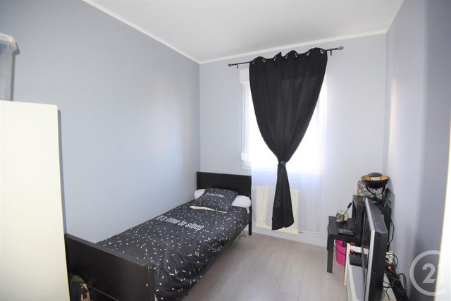 Afficher la photo en grand immeuble à vendre - 97.0 m2 - CLOUANGE - 57 - LORRAINE - Century 21 Les Trois Frontières