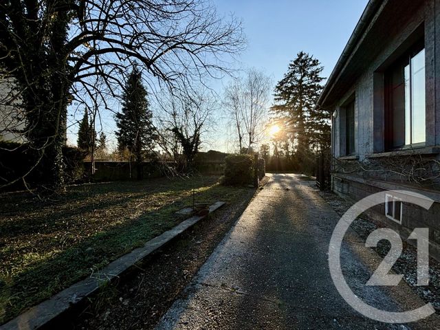 Afficher la photo en grand maison à vendre - 7 pièces - 235.0 m2 - FLORANGE - 57 - LORRAINE - Century 21 Les Trois Frontières