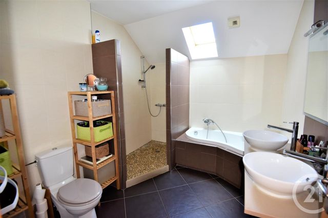 maison à vendre - 6 pièces - 147.0 m2 - OUDRENNE - 57 - LORRAINE - Century 21 Les Trois Frontières maison à vendre - 6 pièces - 147.0 m2 - OUDRENNE - 57 - LORRAINE - Century 21 Les Trois Frontières