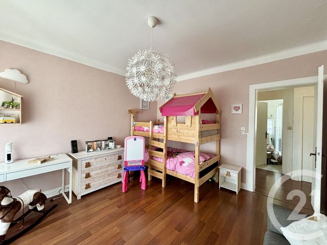 Afficher la photo en grand Appartement F4 à vendre - 4 pièces - 71.2 m2 - THIONVILLE - 57 - LORRAINE - Century 21 Les Trois Frontières